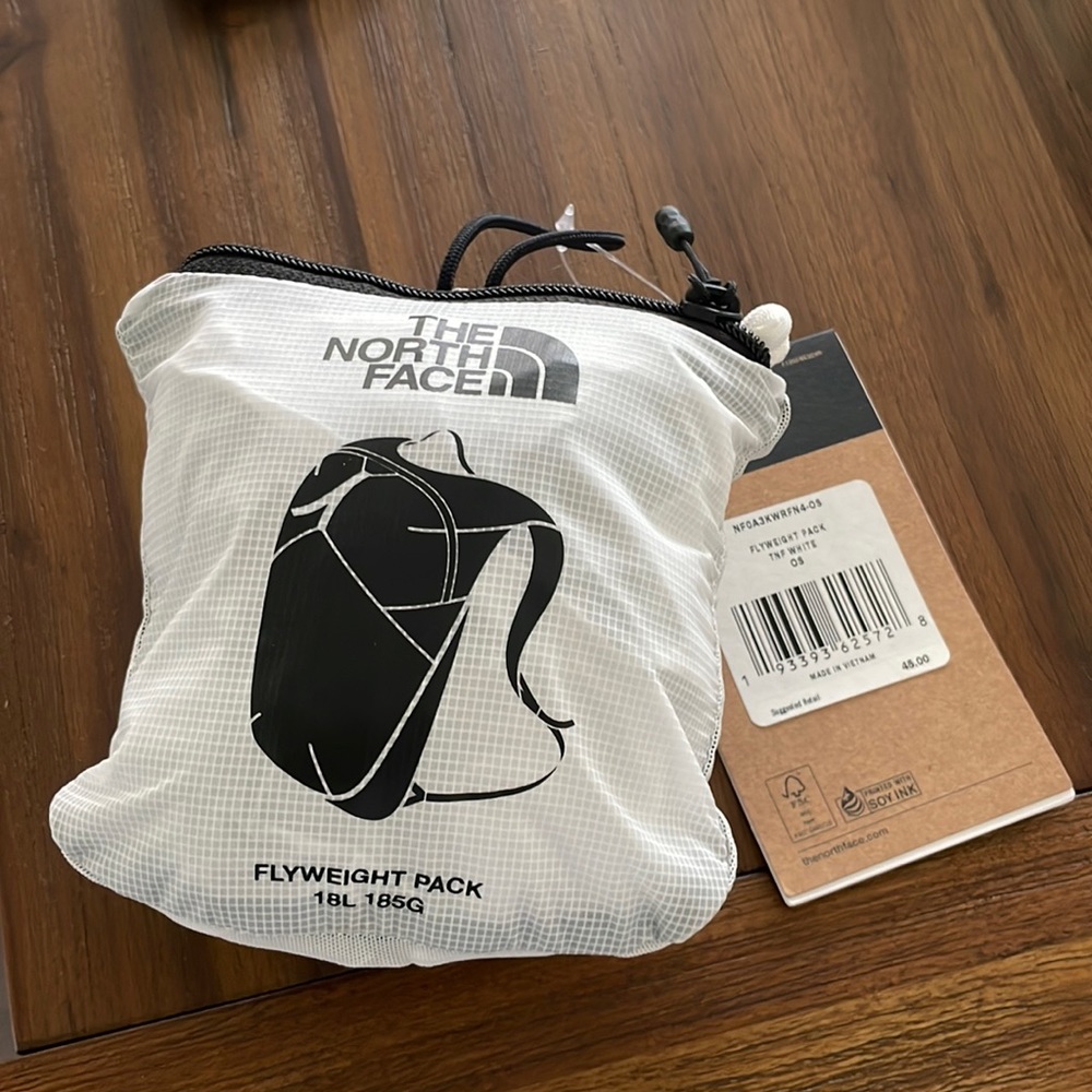 North face flyweight packable backpack UNISEX